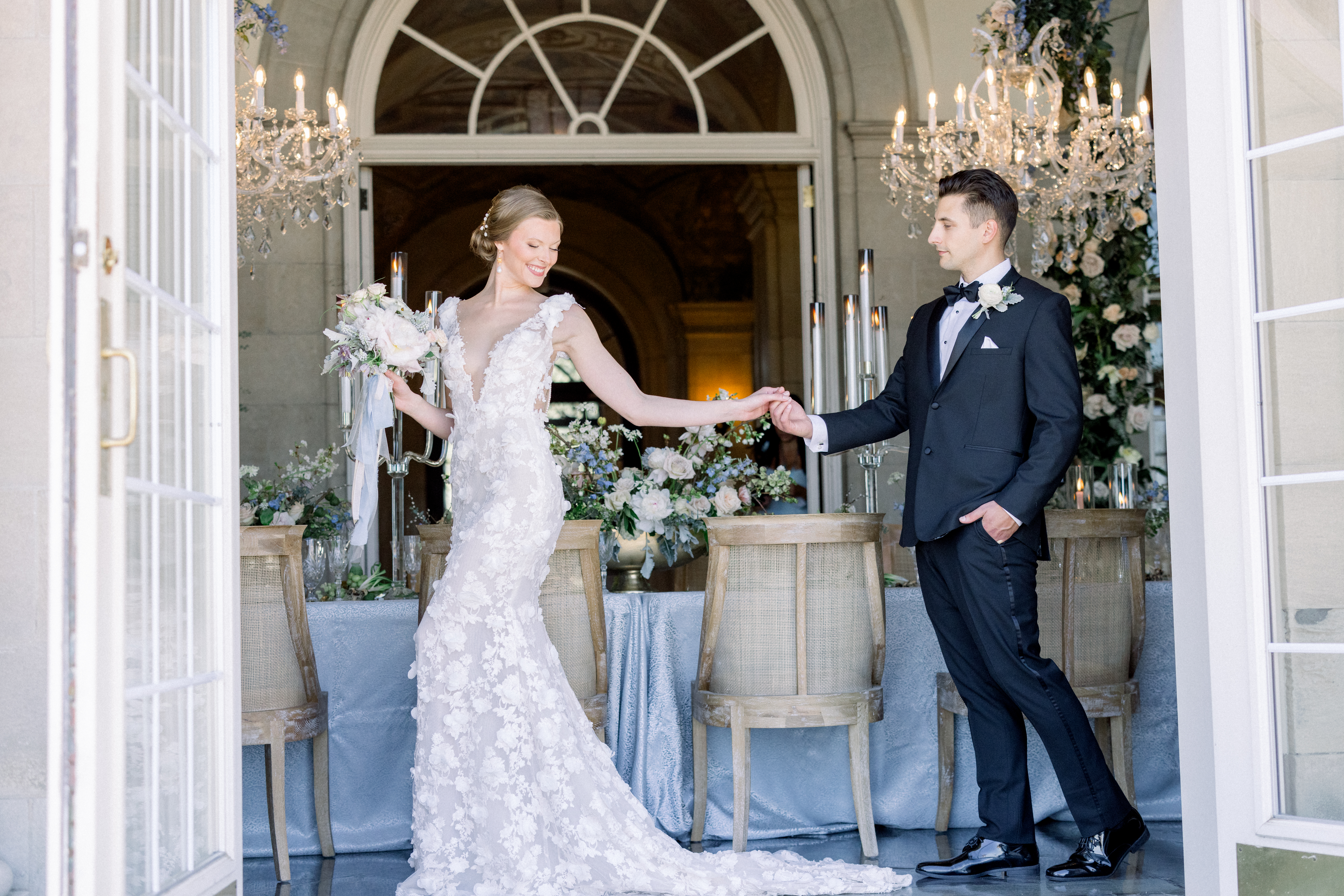 Bride and Groom wedding Rhode Island Mansion